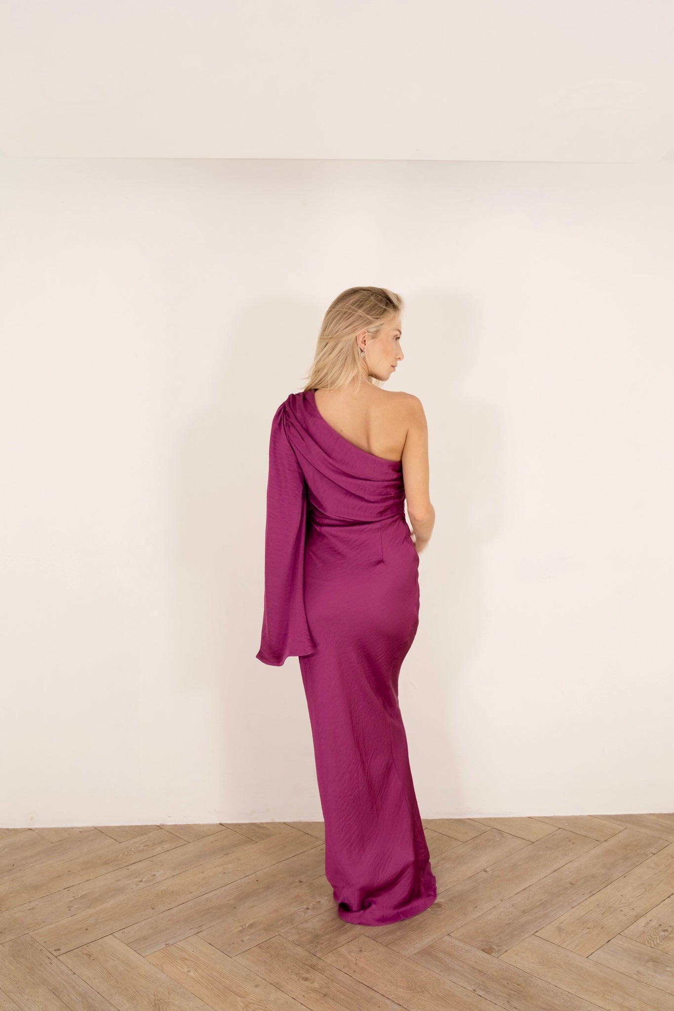 Orchid maxi one sleeve dress