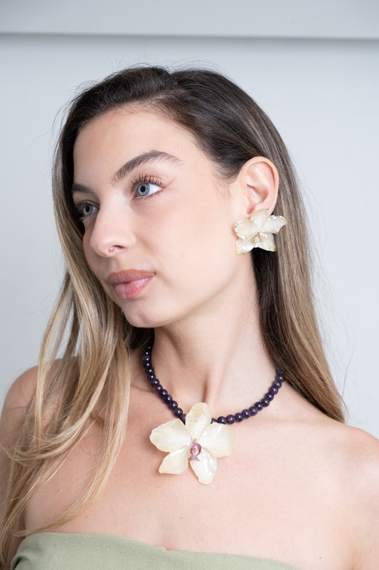 Juego Amatista con Orquídeas Blancas