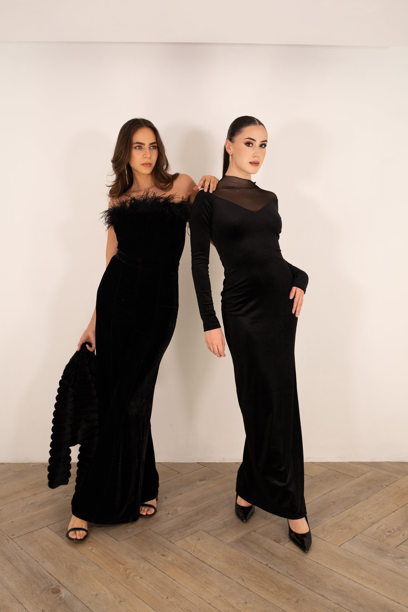 Black Velvet Long Sleeves Dress