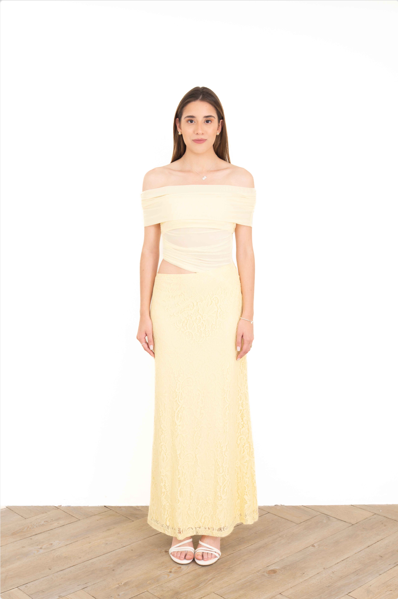 Vestido Midi Amarillo Pálido Hombros Caídos con Abertura