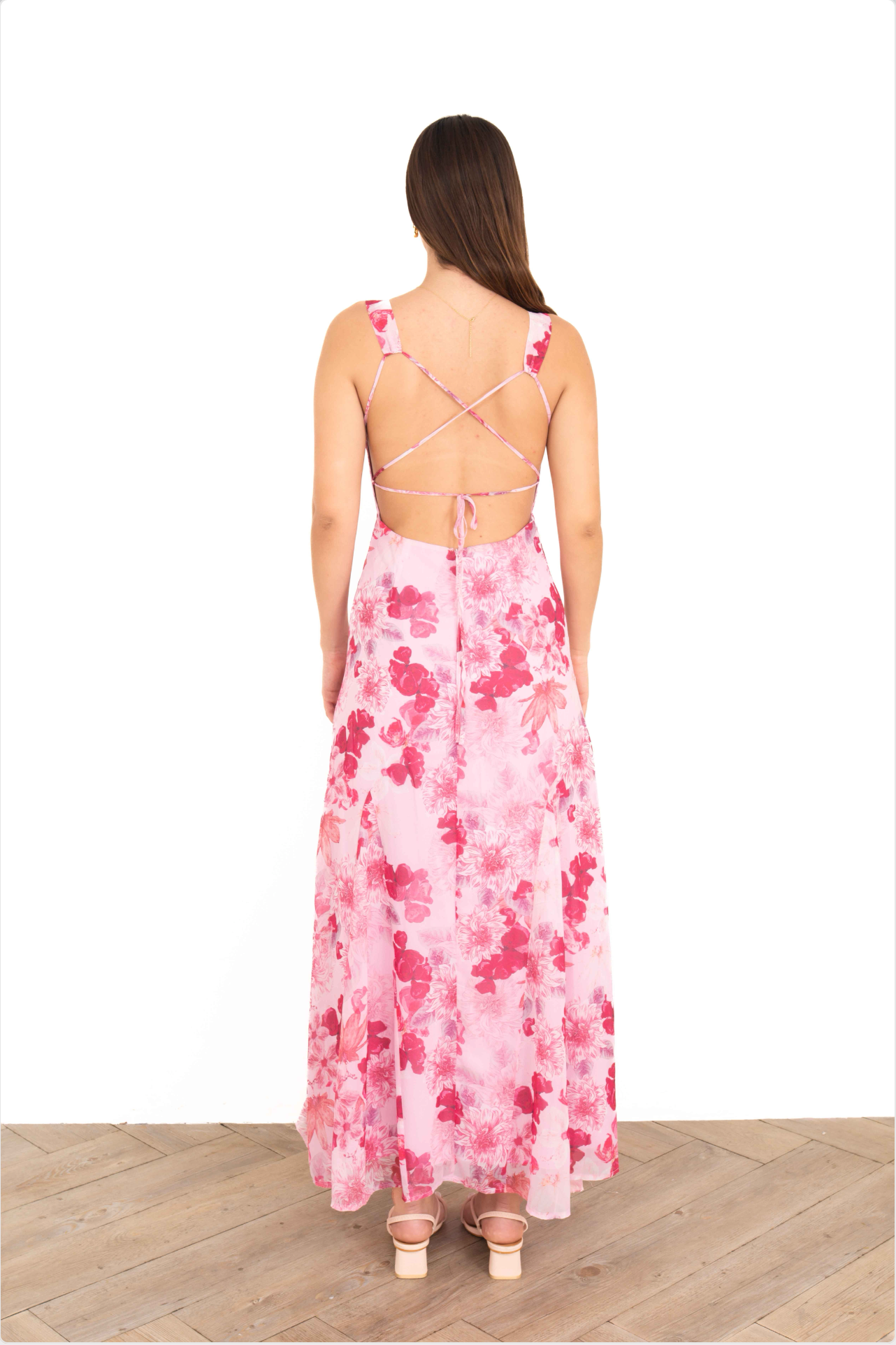 Vestido Largo Rosa con Escote en V