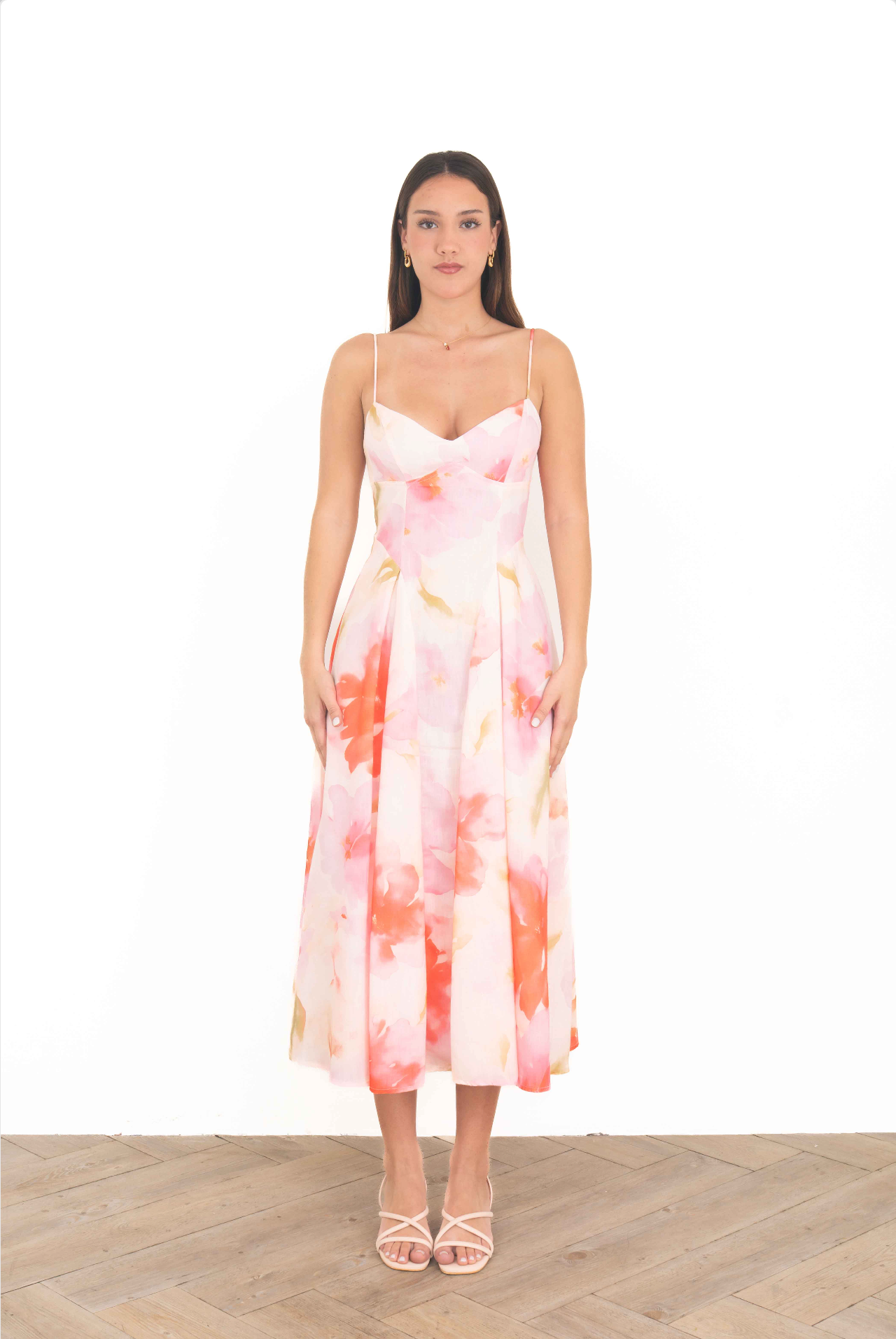 Vestido Midi Floral Rosa con Escote Sweetheart