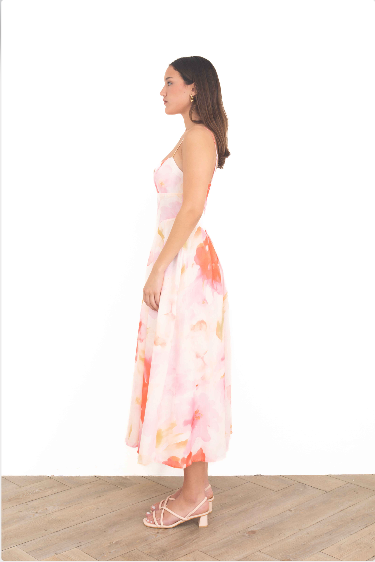 Vestido Midi Floral Rosa con Escote Sweetheart