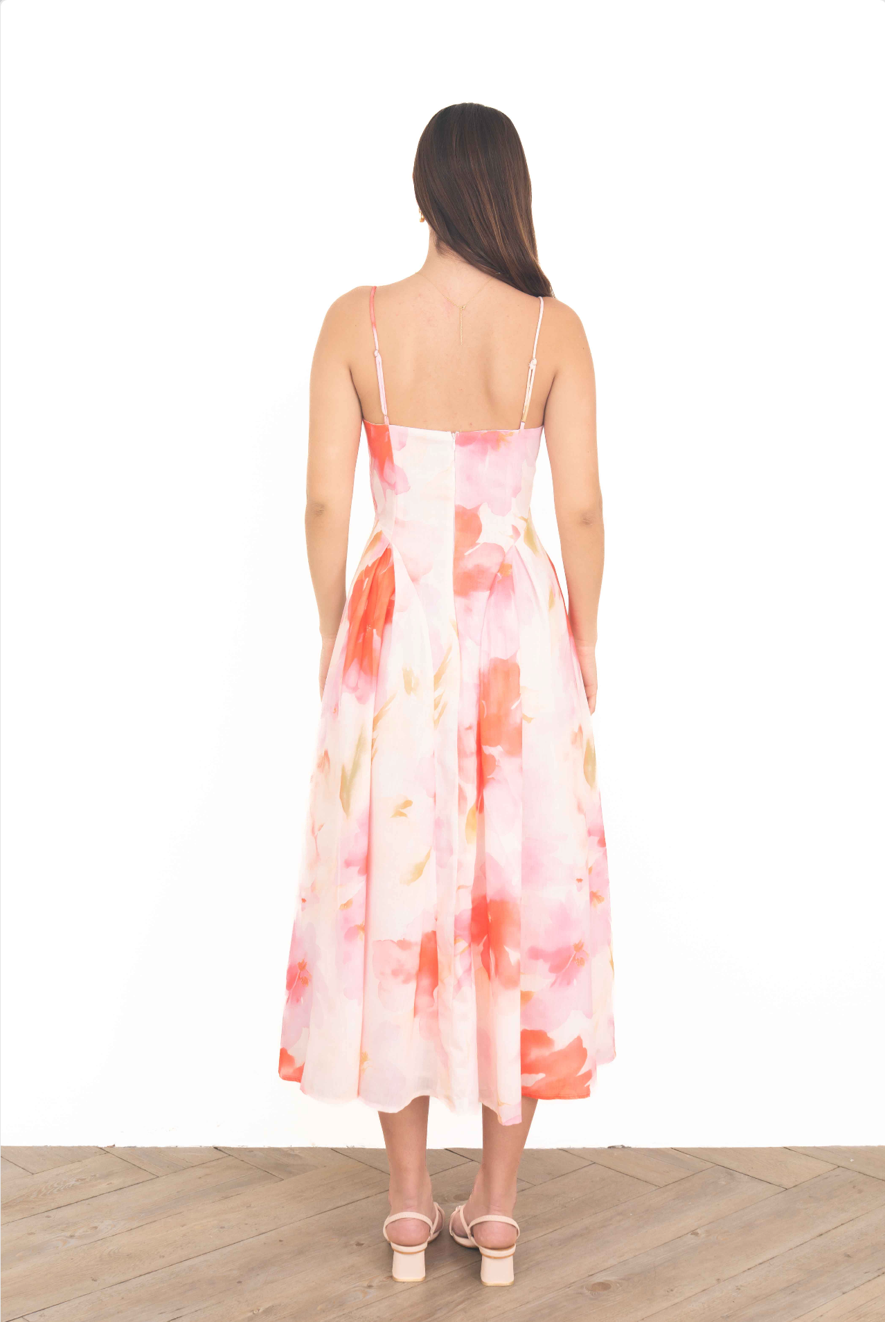 Vestido Midi Floral Rosa con Escote Sweetheart
