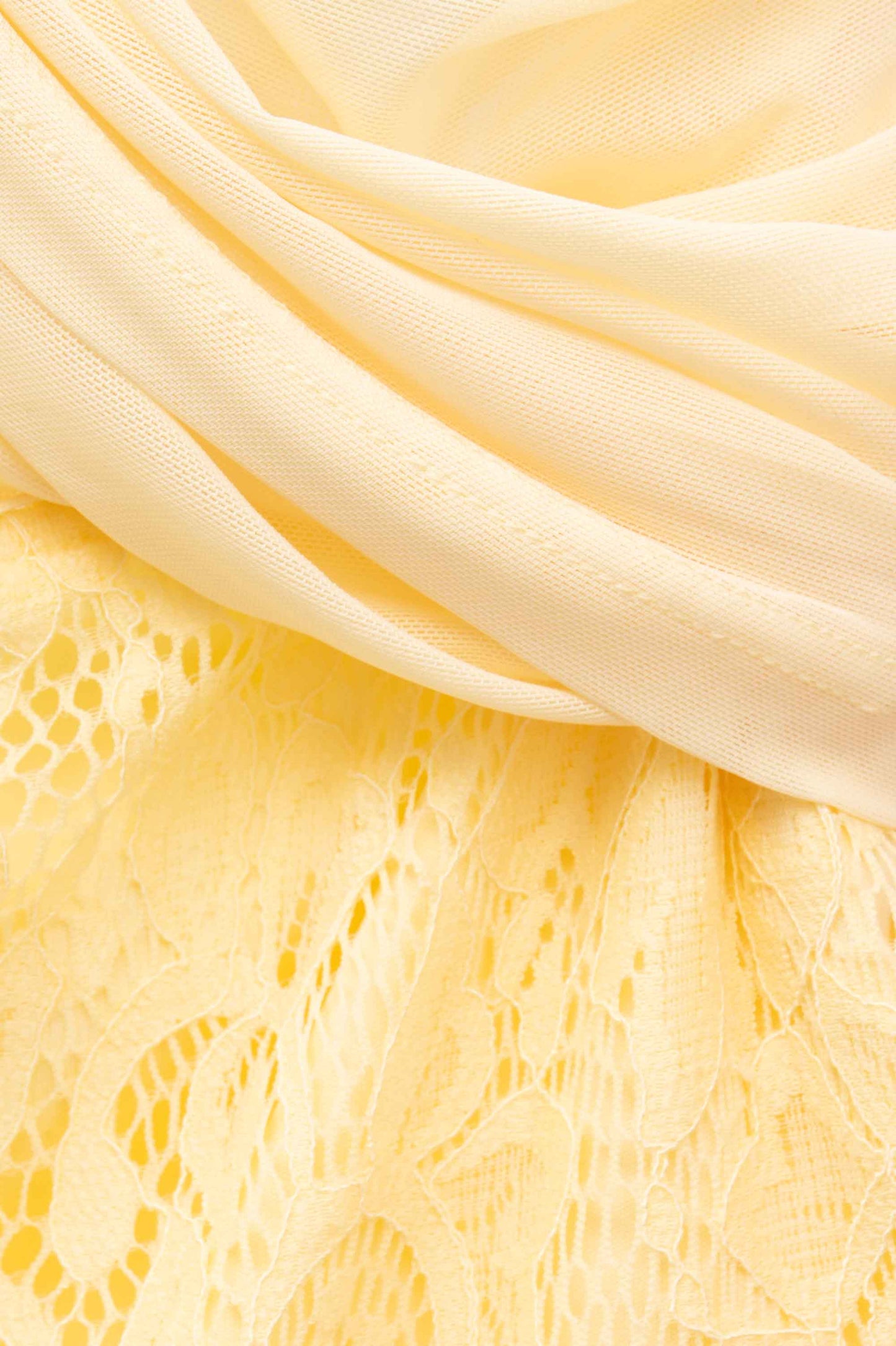 Vestido Midi Amarillo Pálido Hombros Caídos con Abertura