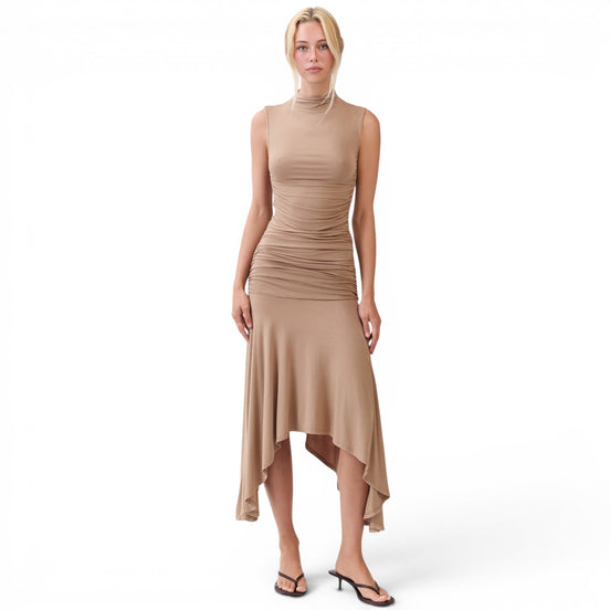Vestido Midi Mocha con Cuello Alto y Dobladillo Pañuelo