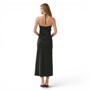 Conjunto Satinado Negro con Halter y Falda Midi