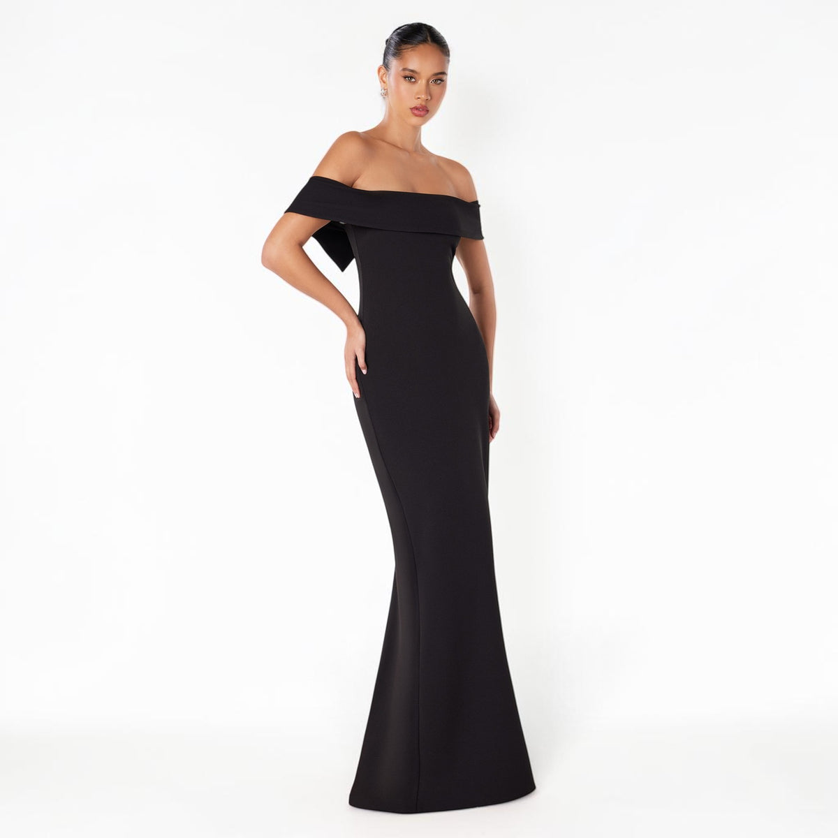 Vestido Largo Negro Off Shoulder Sirena