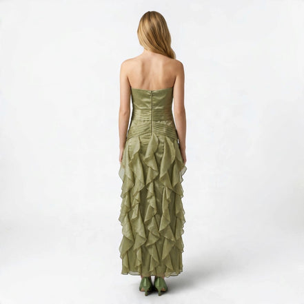 Vestido Largo Strapless con Olanes en Cascada y Escote Corazón Oliva
