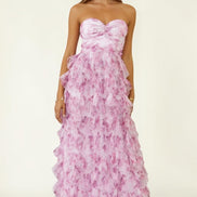 Vestido largo rosa strapless con holanes para fiesta