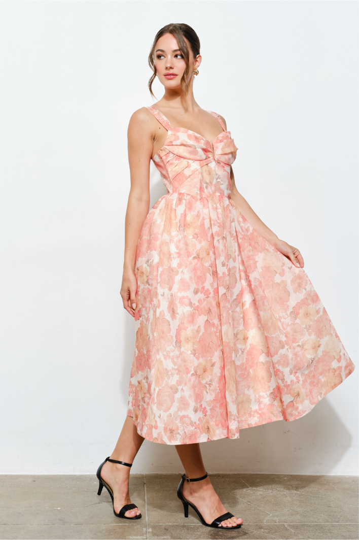 Vestido midi de organza floral rosa para boda de día